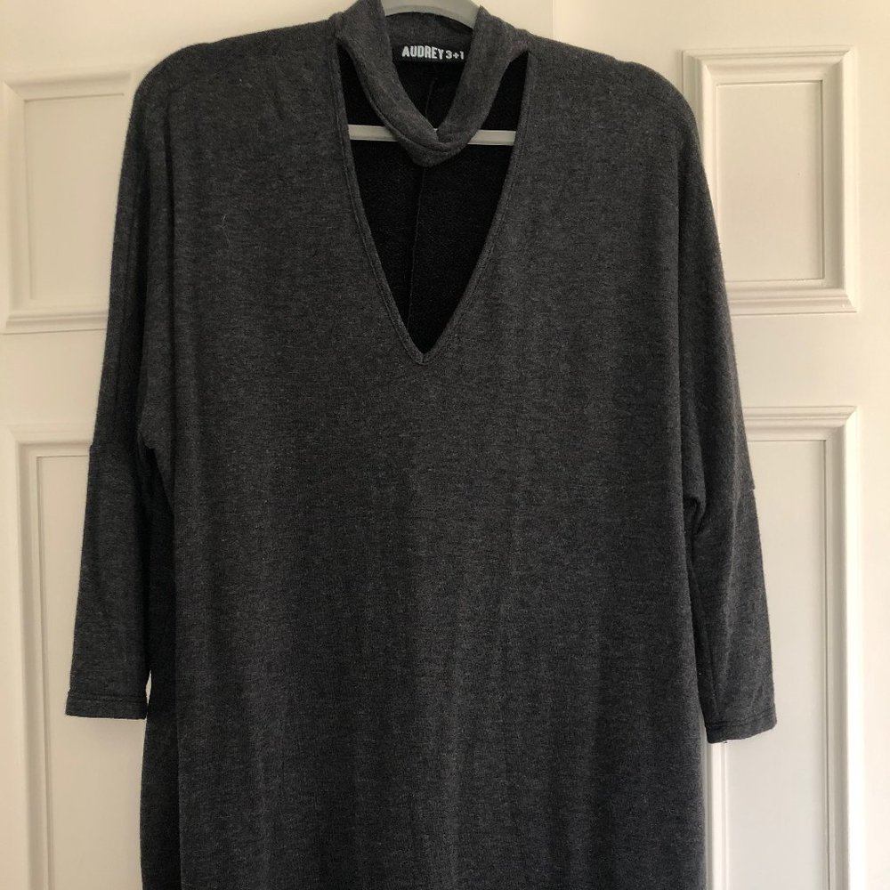 Audrey 3+1 Gray T-Shirt Dress